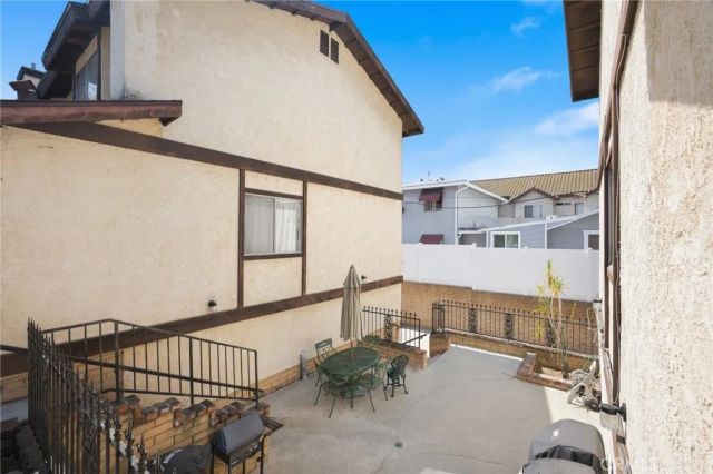 408 N Catalina Avenue 8, Pasadena, CA 91106