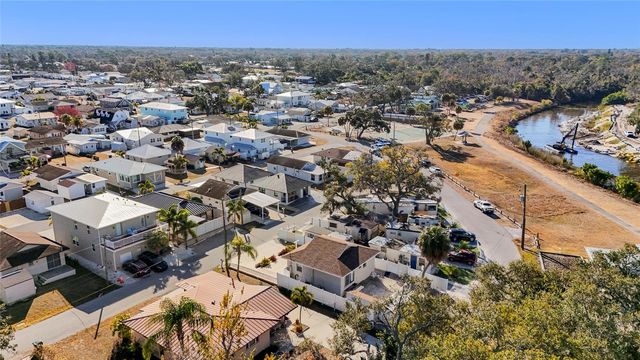 1308 FILE AVENUE, Sarasota, FL 34239