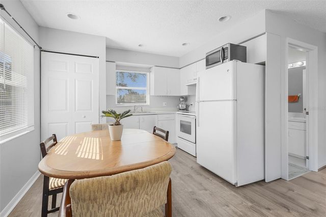 1308 FILE AVENUE, Sarasota, FL 34239