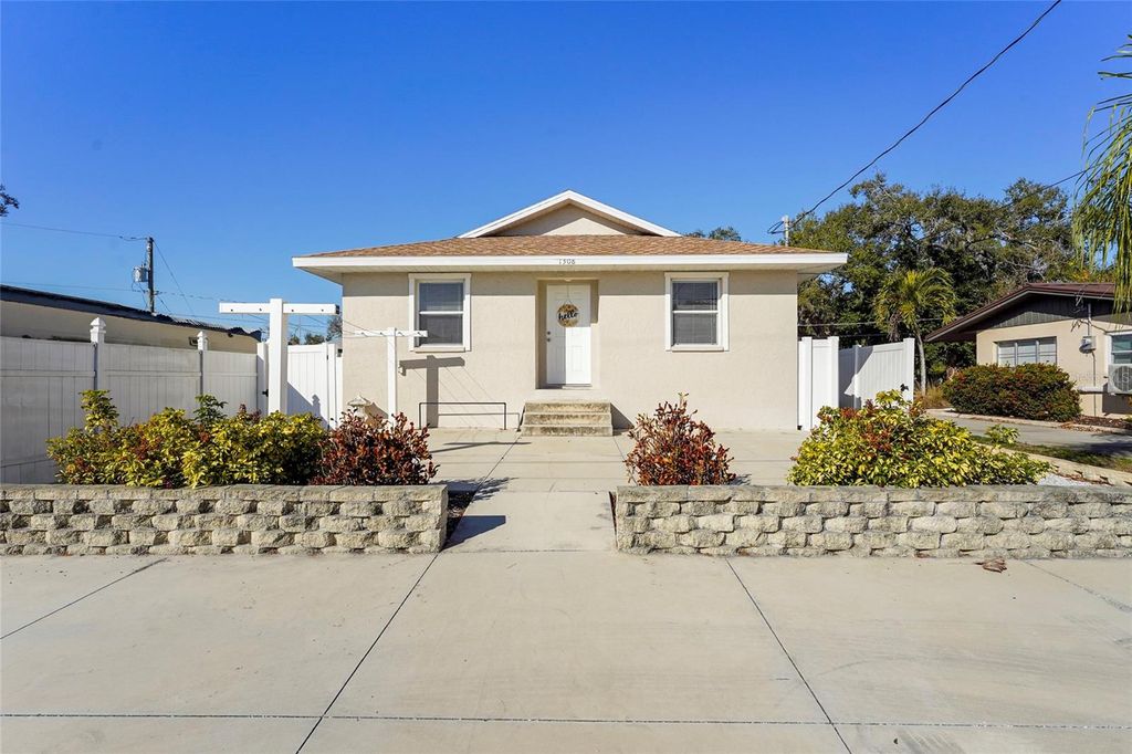 1308 FILE AVENUE, Sarasota, FL 34239