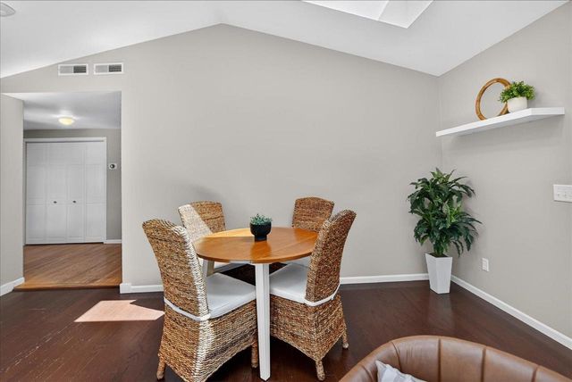 525 Hilldale Court, Madison, WI 53705