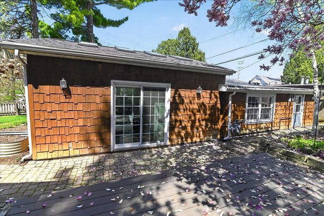 525 Hilldale Court, Madison, WI 53705