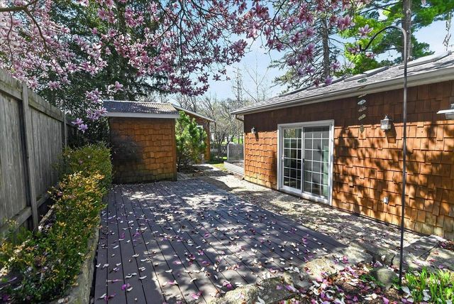 525 Hilldale Court, Madison, WI 53705