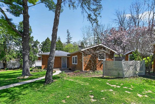 525 Hilldale Court, Madison, WI 53705