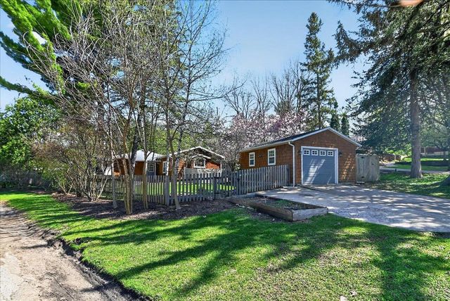 525 Hilldale Court, Madison, WI 53705