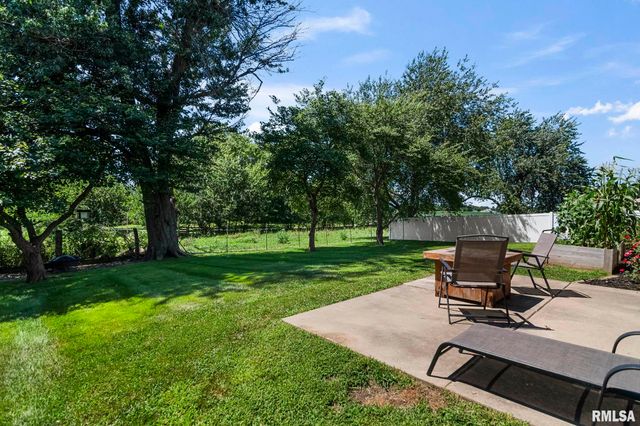 260 Blue Springs Drive, Sherman, IL 62684
