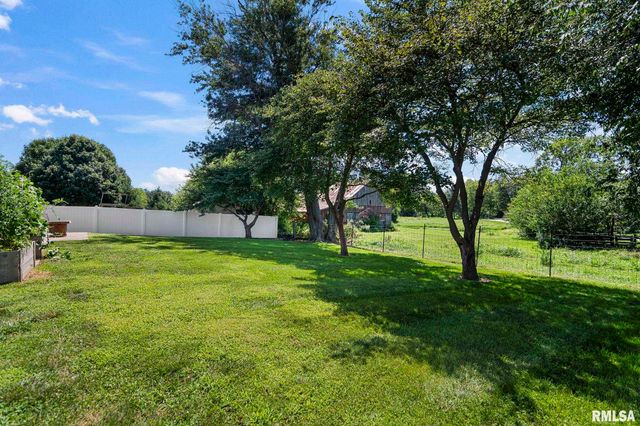 260 Blue Springs Drive, Sherman, IL 62684