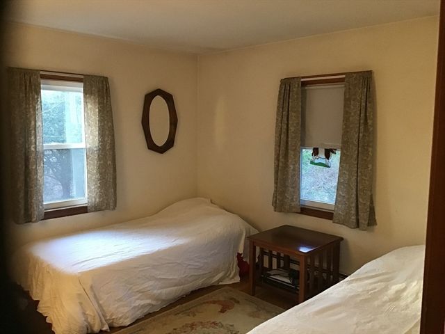 2 Zephyr, Yarmouth, MA 02675