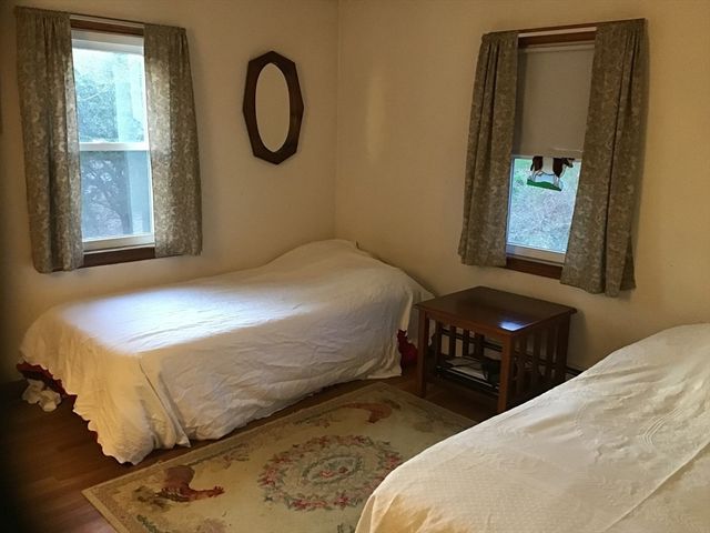 2 Zephyr, Yarmouth, MA 02675