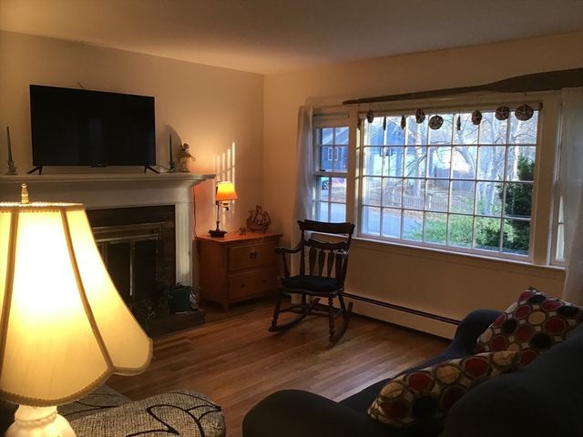 2 Zephyr, Yarmouth, MA 02675