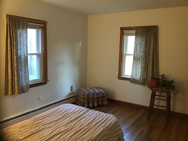 2 Zephyr, Yarmouth, MA 02675