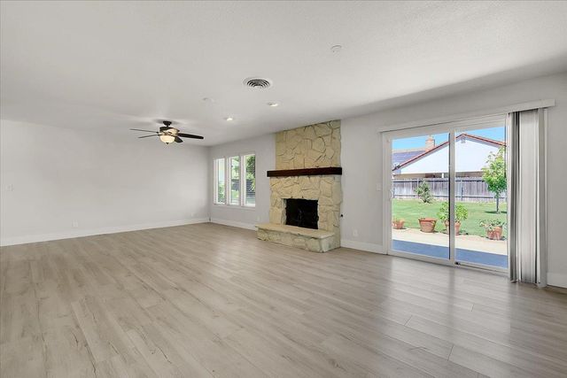 1431 Eden Way, Yuba City, CA 95993