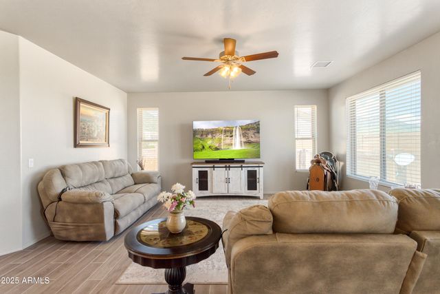 6757 E VAQUERO Circle, Hereford, AZ 85615