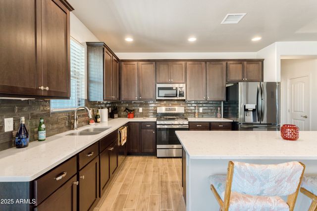 6757 E VAQUERO Circle, Hereford, AZ 85615