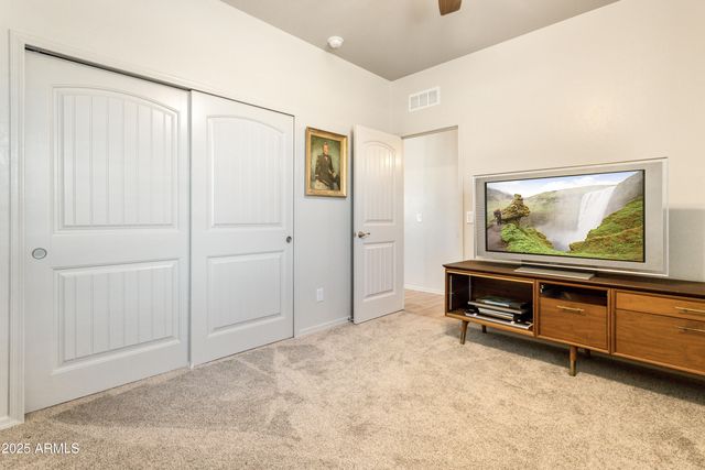 6757 E VAQUERO Circle, Hereford, AZ 85615