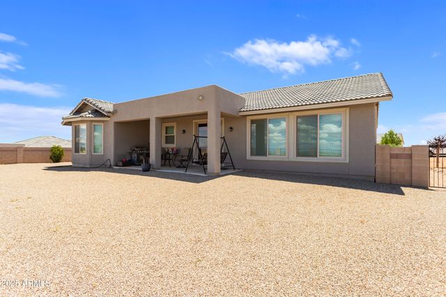 6757 E VAQUERO Circle, Hereford, AZ 85615