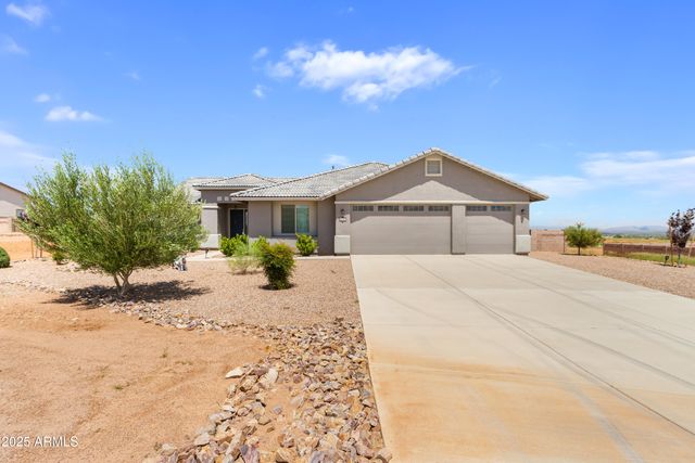 6757 E VAQUERO Circle, Hereford, AZ 85615