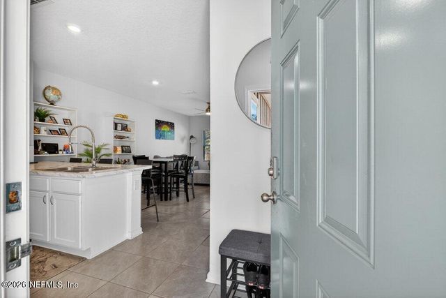 7726 LEGACY Trail, Jacksonville, FL 32256