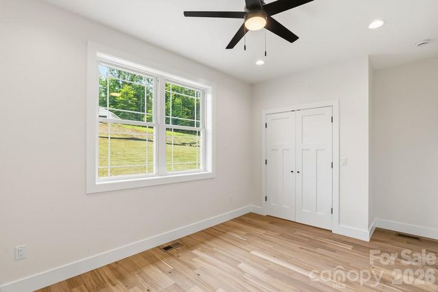 49 Grace Court, Mars Hill, NC 28754