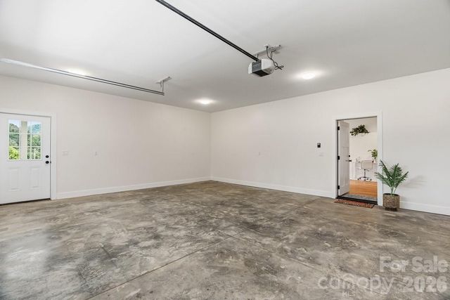 49 Grace Court, Mars Hill, NC 28754