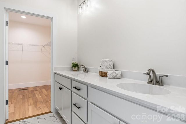 49 Grace Court, Mars Hill, NC 28754
