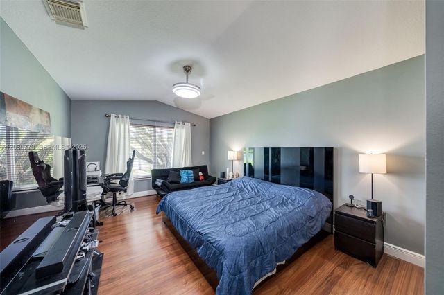 1901 NW 180th Way, Pembroke Pines, FL 33029