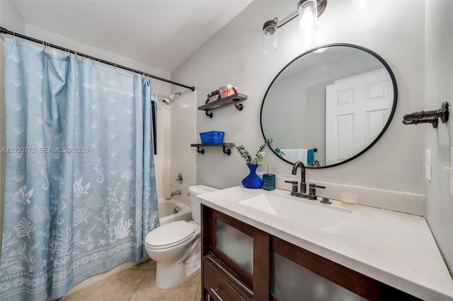 1901 NW 180th Way, Pembroke Pines, FL 33029