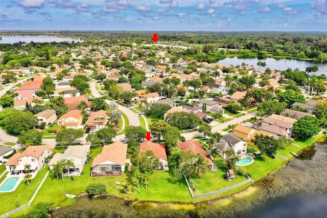 1901 NW 180th Way, Pembroke Pines, FL 33029