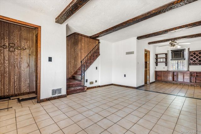 21610 115th Court, Cambria Heights, NY 11411