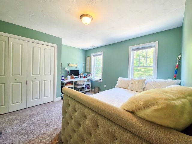 171 Captain Allen Way, Whitman, MA 02382