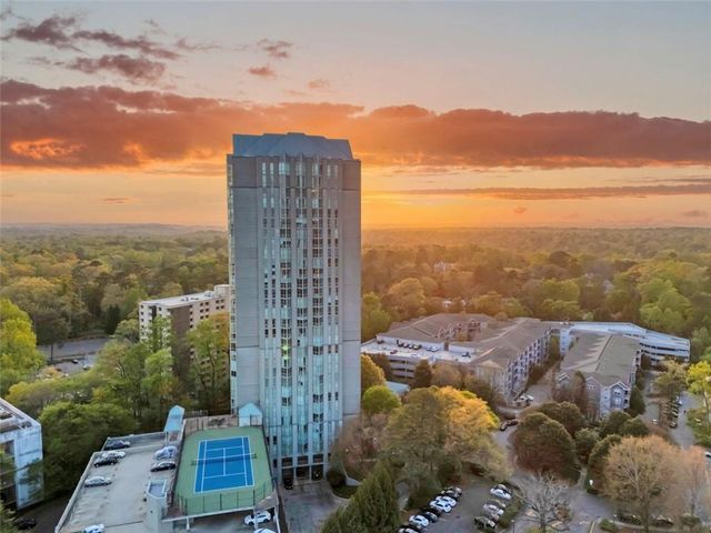 2870 Pharr Court South NW 2704, Atlanta, GA 30305