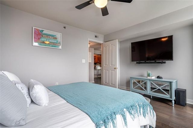 2870 Pharr Court South NW 2704, Atlanta, GA 30305