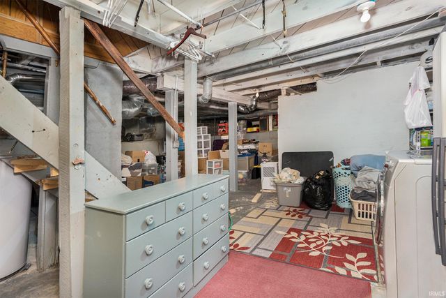 3941 E Lincolnway, Mishawaka, IN 46544