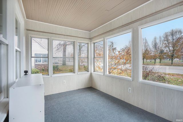 3941 E Lincolnway, Mishawaka, IN 46544