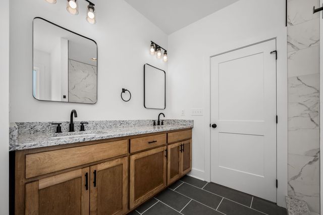 28 Houston Hills Dr, Woodbury, TN 37190