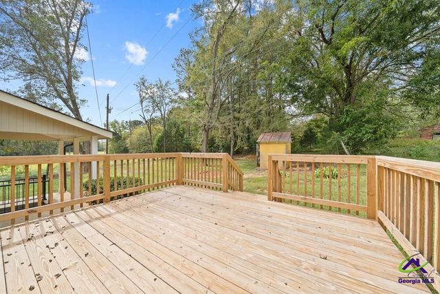 628 Dennis Station Road, Eatonton, GA 31024