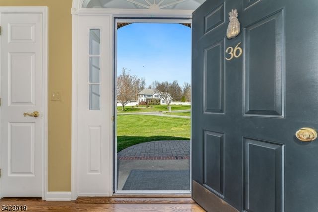 36 Grove Farm Rd, Union Twp., NJ 08867