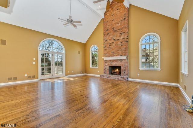 36 Grove Farm Rd, Union Twp., NJ 08867