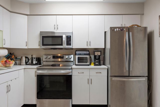 28 America Way 3, Salem, MA 01970