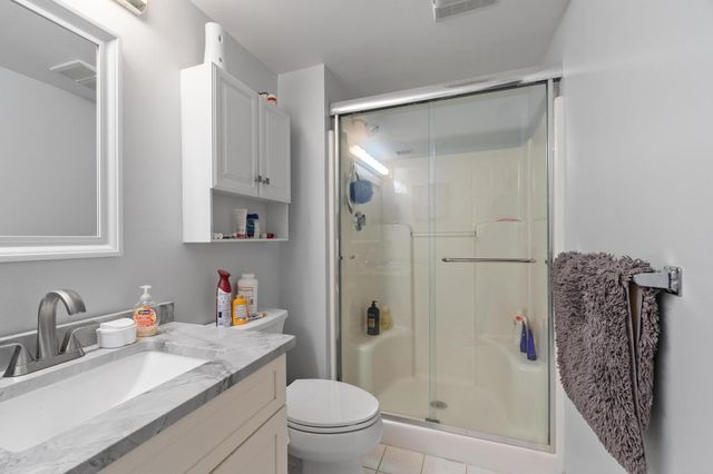 28 America Way 3, Salem, MA 01970