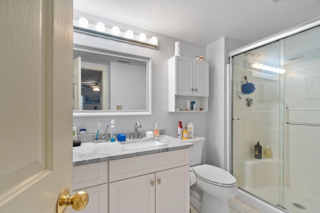 28 America Way 3, Salem, MA 01970