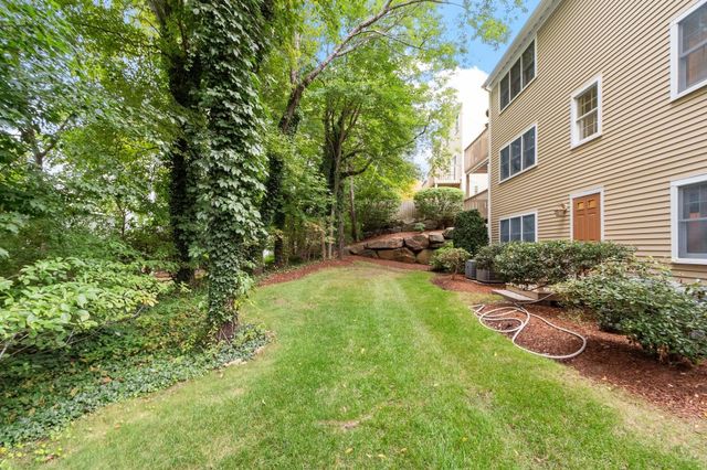 28 America Way 3, Salem, MA 01970
