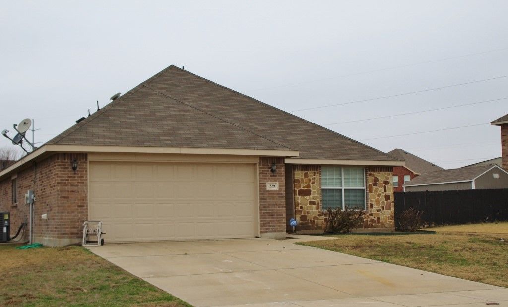 229 Colt Drive, Waxahachie, TX 75165
