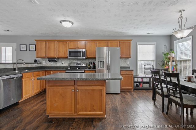 5227 Goshawk Drive, Hope Mills, NC 28348