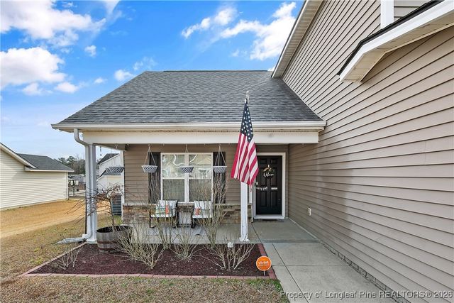 5227 Goshawk Drive, Hope Mills, NC 28348