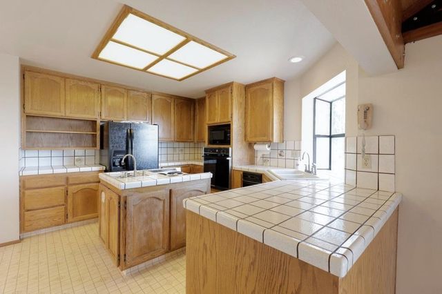 12825 Mierkey Rd, Pine Grove, CA 95665