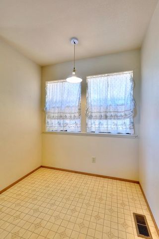 12825 Mierkey Rd, Pine Grove, CA 95665