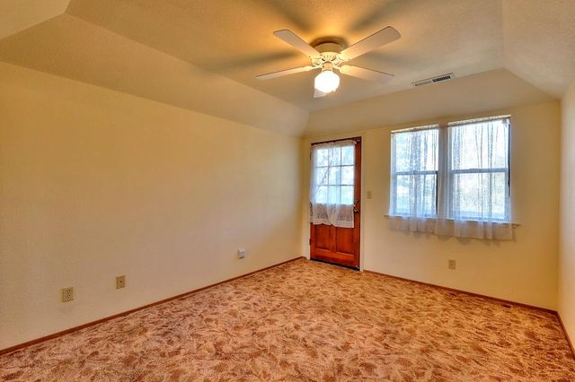 12825 Mierkey Rd, Pine Grove, CA 95665