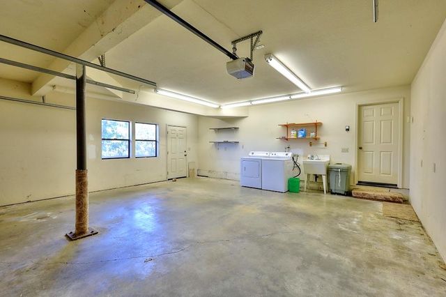 12825 Mierkey Rd, Pine Grove, CA 95665
