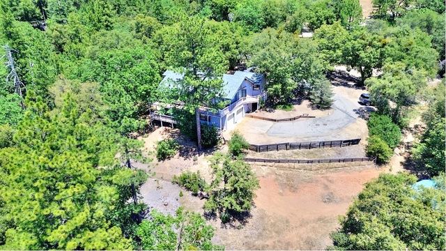 12825 Mierkey Rd, Pine Grove, CA 95665